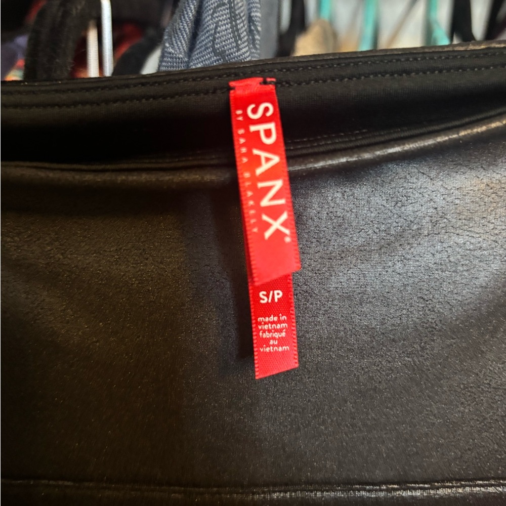 SPANX Black High-Waist Faux Leather Moto Leggings - Picture 4 of 4